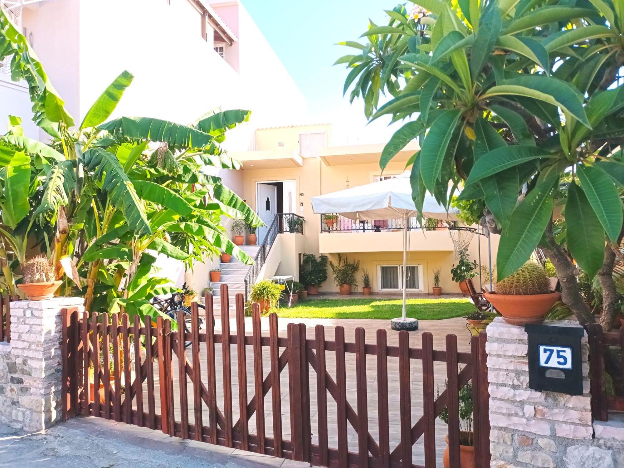 Апартаменты Family Yard House Kos Экстерьер фото