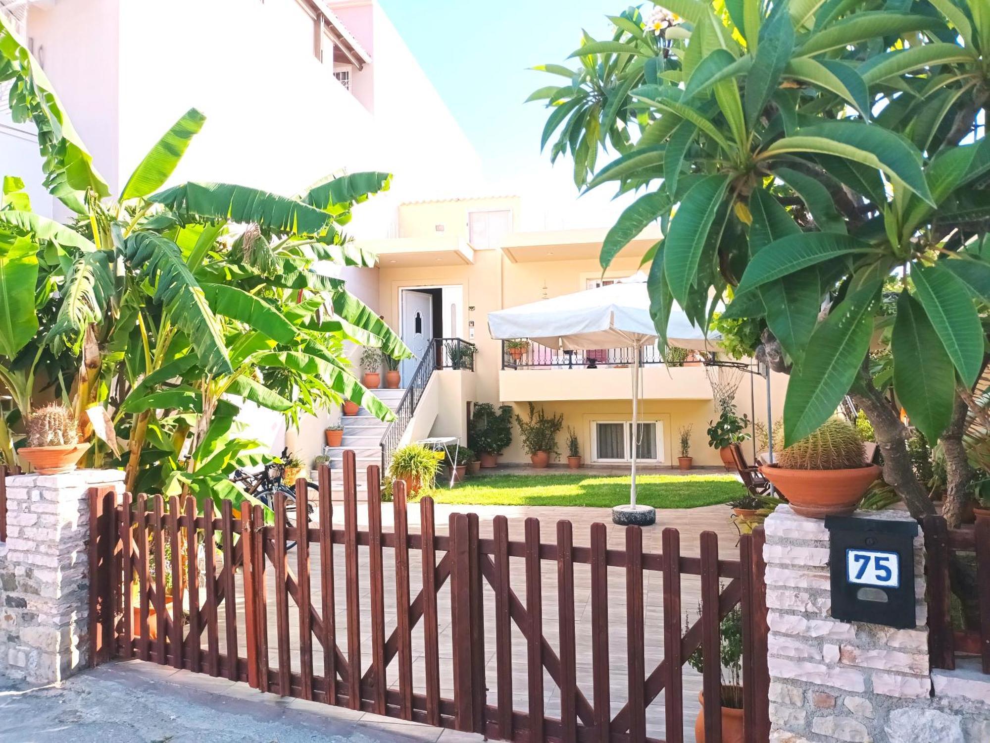 Апартаменты Family Yard House Kos Экстерьер фото